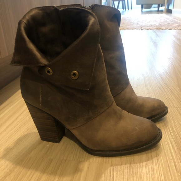 Aldo Bootiea - Picture 2 of 6